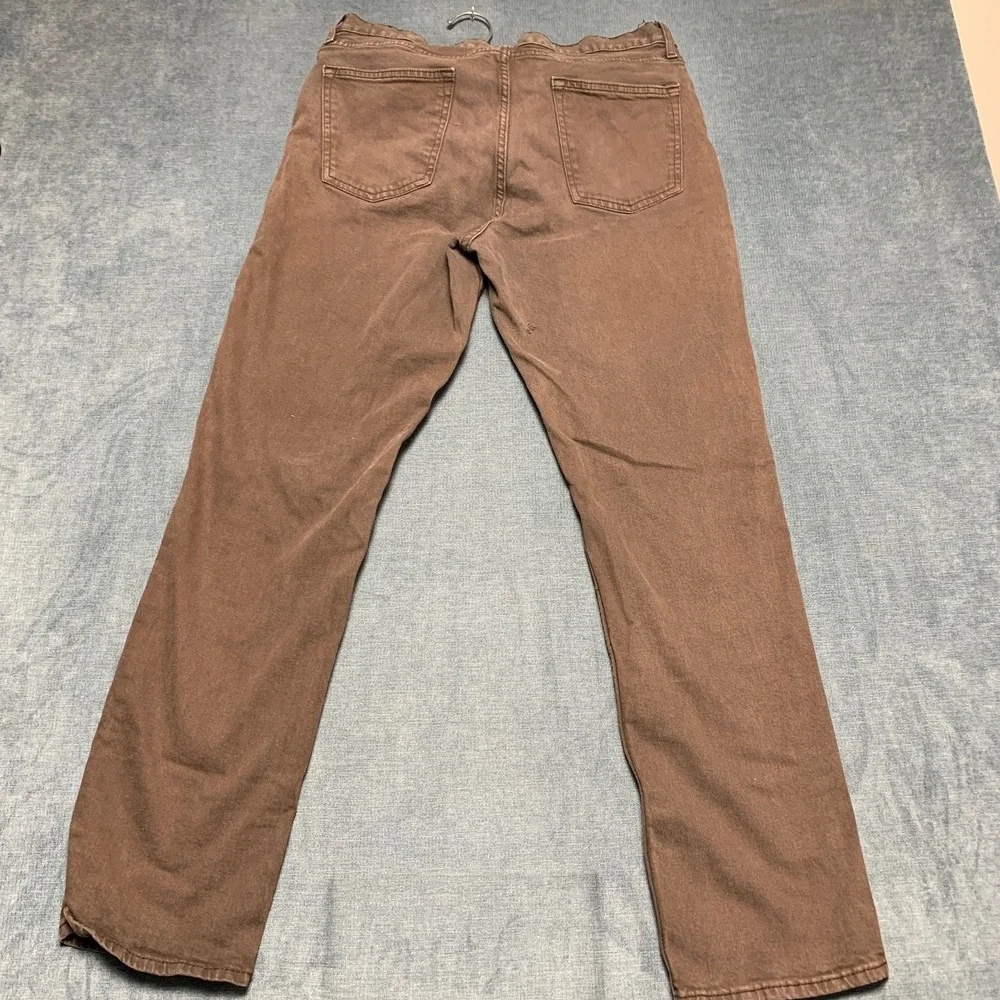 Old Navy Jeans Mens 36x34 Brown Denim Built In Flex Casual Straight Leg 5 Pocket